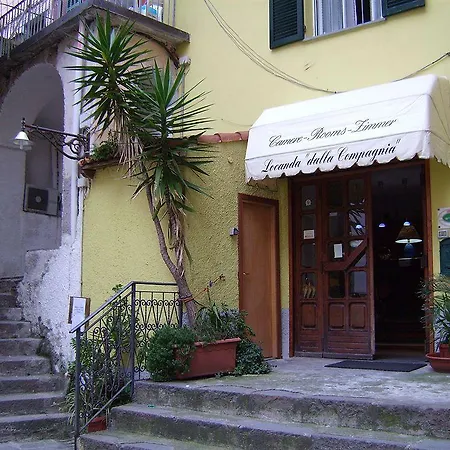 Locanda Dalla Compagnia Guest house